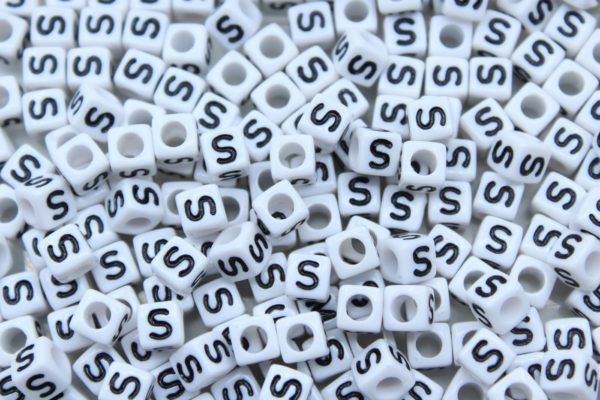 Alphabet Cube - 6mm - S - White / Black