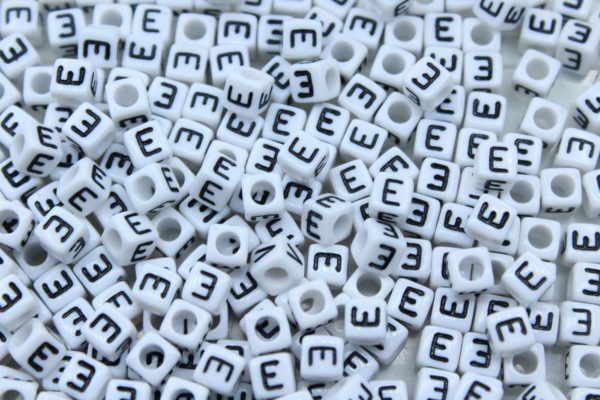 Alphabet Cube - 6mm - E - White / Black