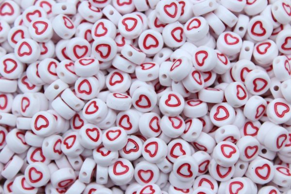 Heart - Coin - 7mm - White / Red Outline