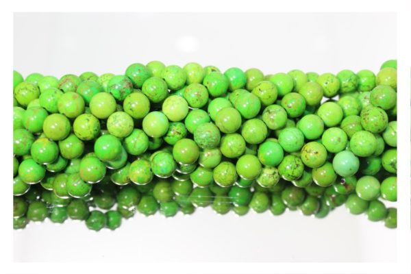 Howlite - Round - 8mm - Green - 39cm Strand