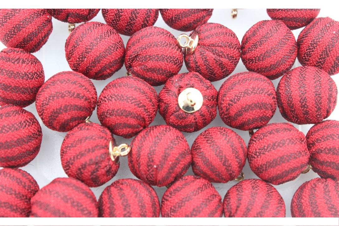 Ball Drop – 16mm – Red Stripe – Bead, Trimming & Craft Co