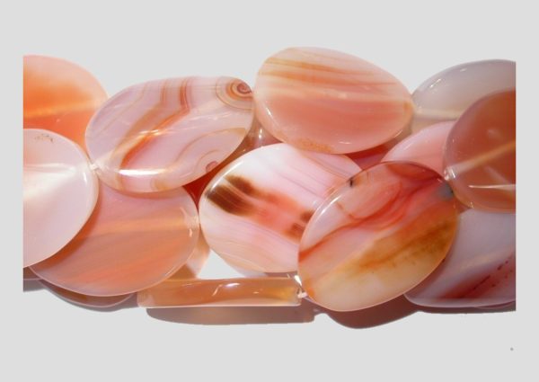 Agate - 35mm Flat Oval - Orange - 35cm Strand