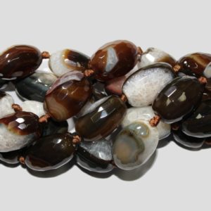 Druzy Agate - 30mm Faceted Oval - A - 40cm Strand