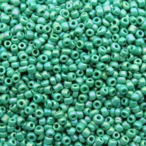 8/0 - Green Opaque Pearl AB - Price per gram