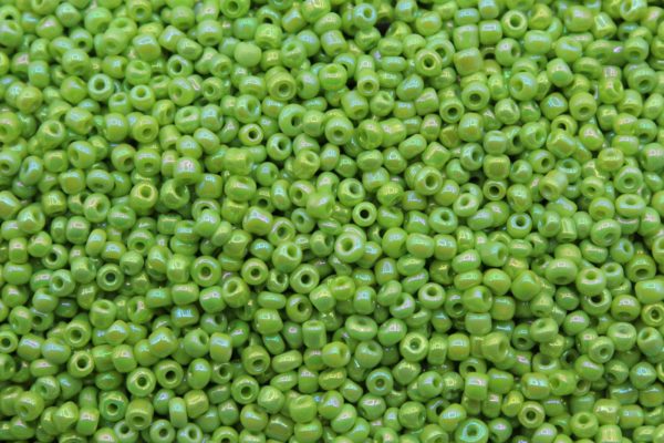 8/0 - Green Light Opaque Pearl AB - Price per gram