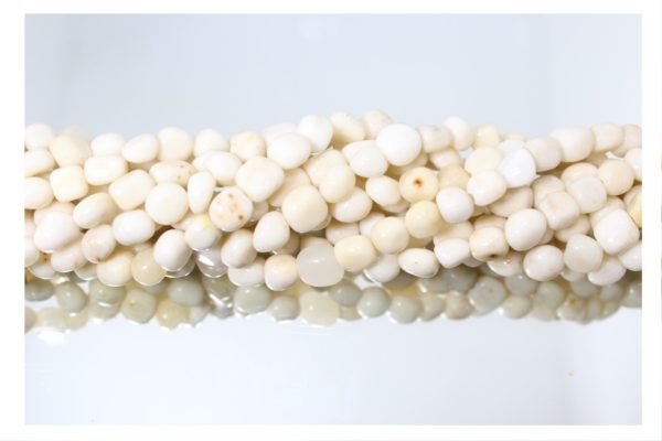 White Jade - 5-7mm Tumblestone - 40cm Strand