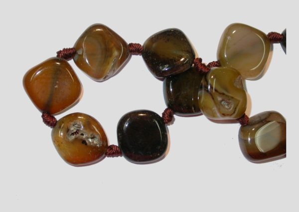 Agate - 20mm Flat Diamond - 39cm Strand