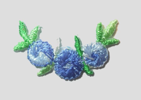 Flower Swag - Blue - 30 x 10mm