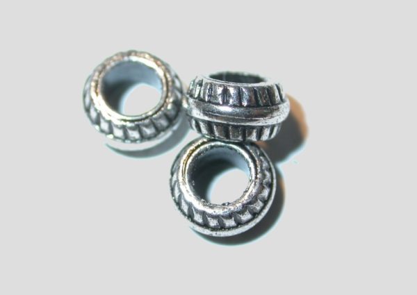 7 x 4mm - Large Hole - Nickel