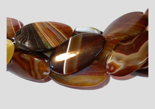 Agate - 50mm Flat Oval - 33cm Strand