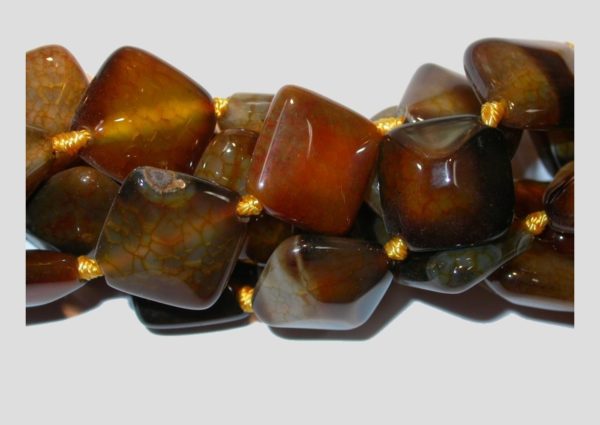 Agate Diamond - 20mm - 41cm Strand