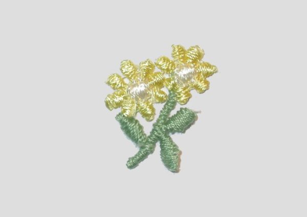 Yellow Daisy - 28 x 22mm